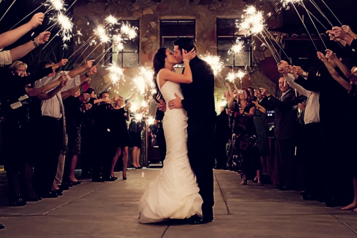 Фото бенгальские огни на свадьбе — Курск | kursk.salutsklad.ru Фото бенгальские огни на свадьбе — Курск | kursk.salutsklad.ru